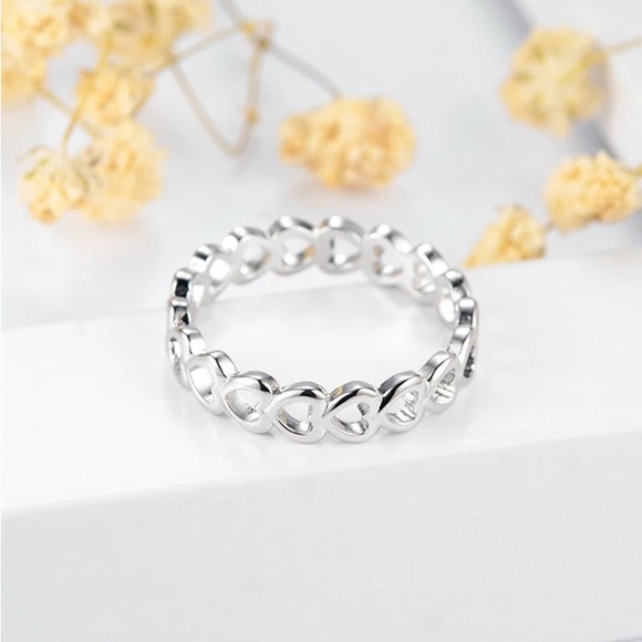 New 925 Silver Beautiful Hearts Simple Lovely Ring - Picture 5 of 6